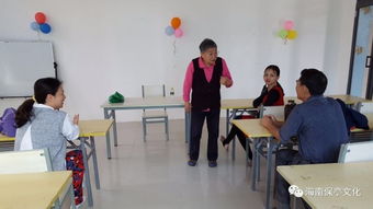 專家志愿者進圖書館，家庭教育咨詢點亮少兒服務區